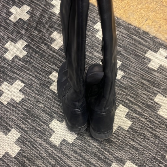 Leather Boots Size 7 - Picture 4 of 4